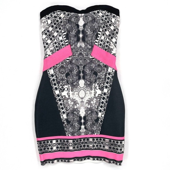 WOW Couture Printed Bandage Dress Size Small ASO Karen Gillan on Selfie ClubWear - Picture 1 of 10